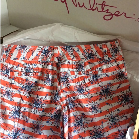 Lilly Pulitzer She’s a fire Cracker Callahan’s - Picture 4 of 9